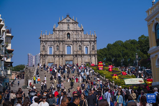<b><font color='#aad110'>澳门回归二十五载：国安基石筑繁荣</font></b>