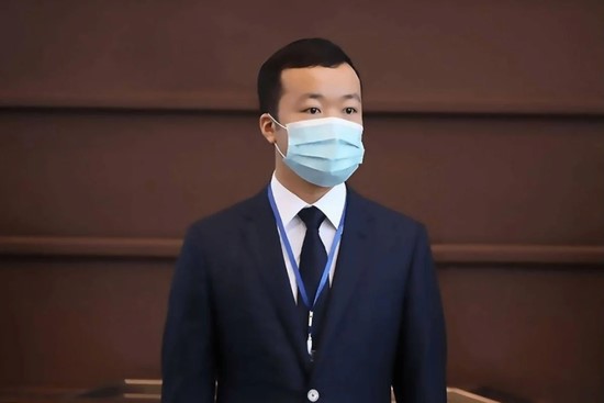 <b><font color='#961212'>“黑吃黑”还是“黑客帝国”？</font></b>